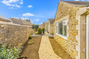 Astrop Road Kings Sutton